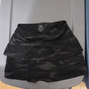 Athleta girl Gray Black Tiered skort